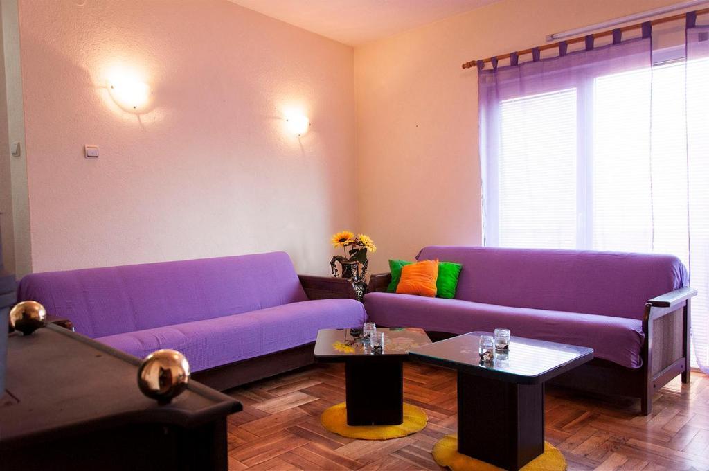 Goldy Hostel Μπίτολα Εξωτερικό φωτογραφία