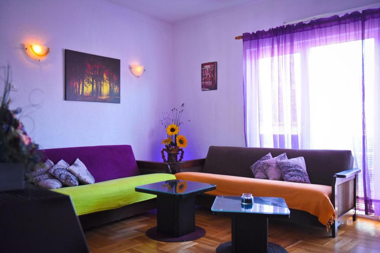 Goldy Hostel Μπίτολα Εξωτερικό φωτογραφία